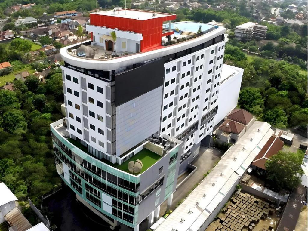 Indoluxe Hotel Jogjakarta Exterior foto