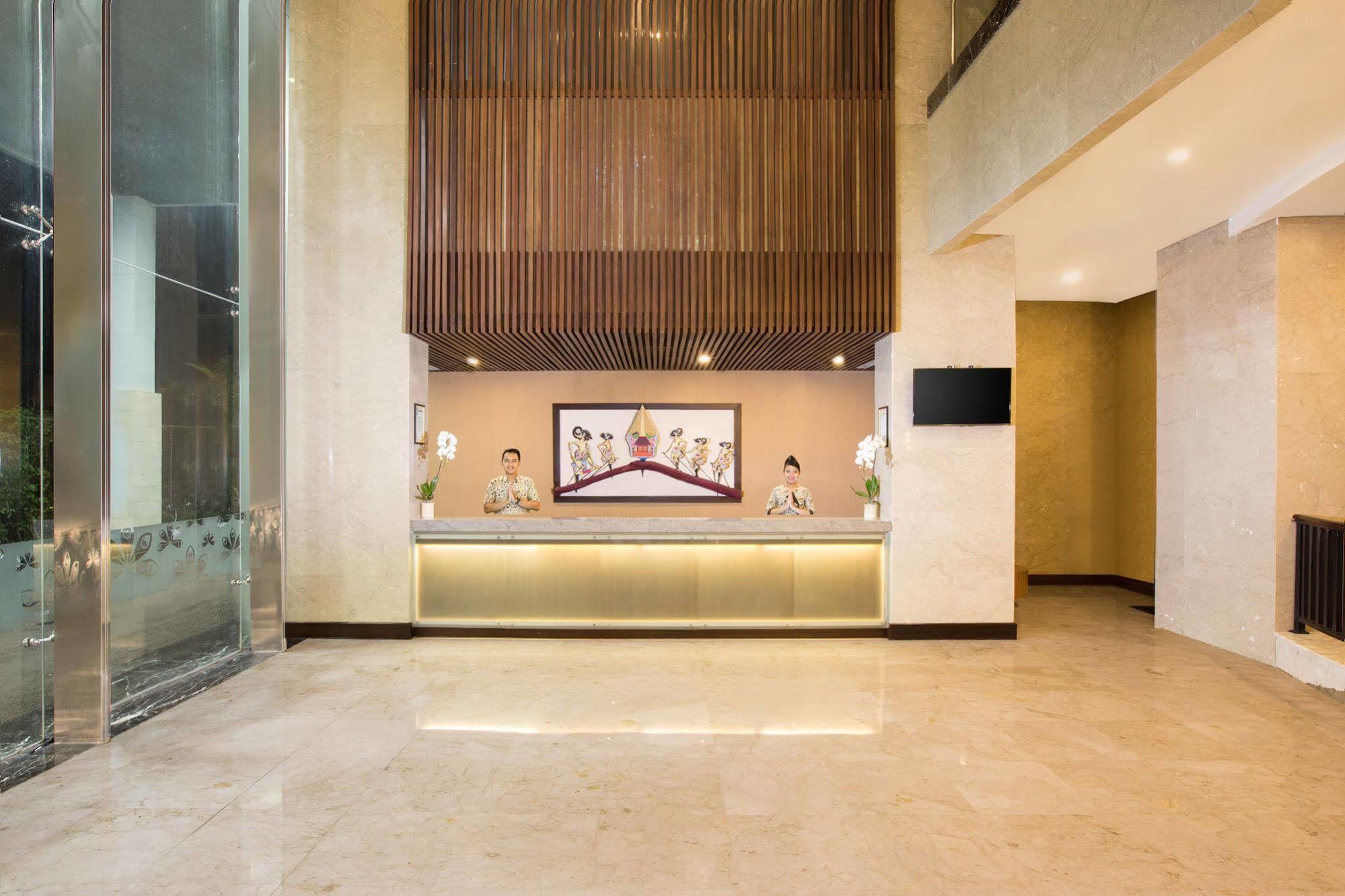 Indoluxe Hotel Jogjakarta Exterior foto