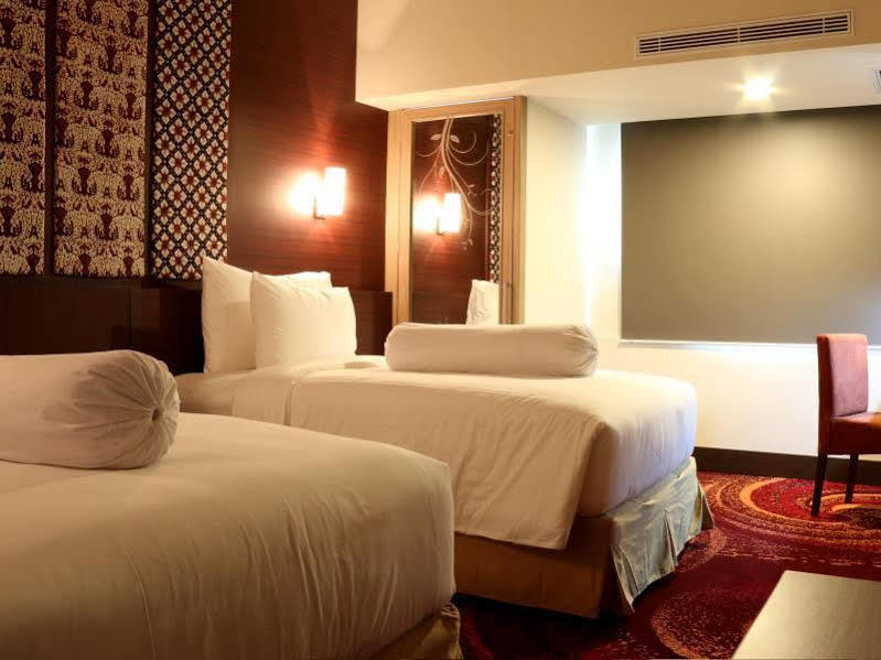 Indoluxe Hotel Jogjakarta Exterior foto